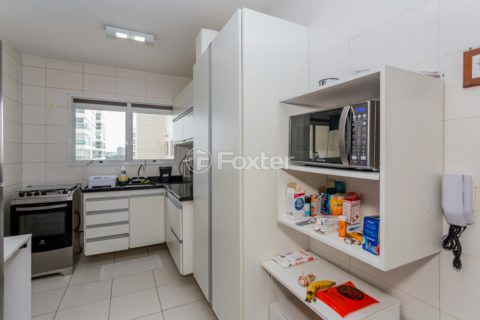Image 33 - 968998