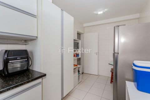Image 34 - 968998