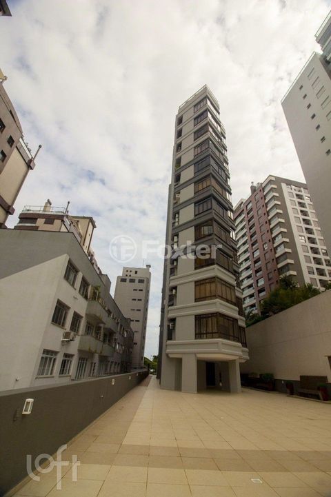 Image 37 - 969982