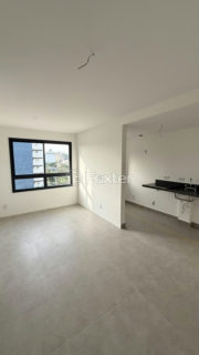 Image 4 - 970340