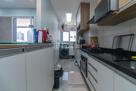 Image 20 - 970496