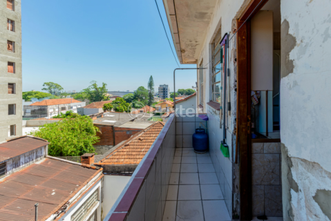 Image 33 - 970811