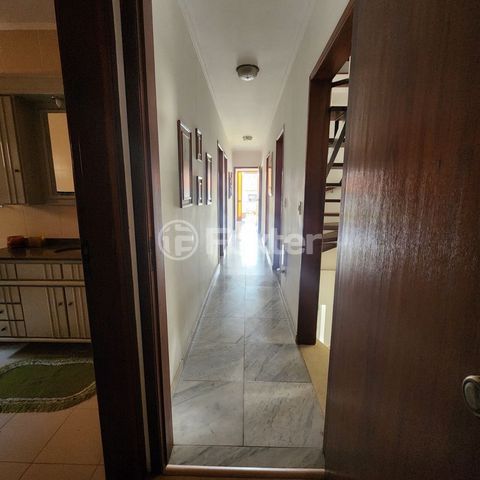 Image 37 - 971483