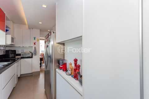 Image 30 - 971811