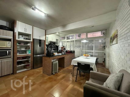 Image 35 - 972268
