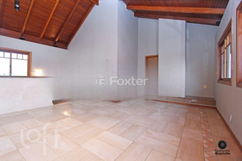 Image 33 - 972346