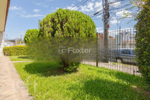Image 33 - 972519
