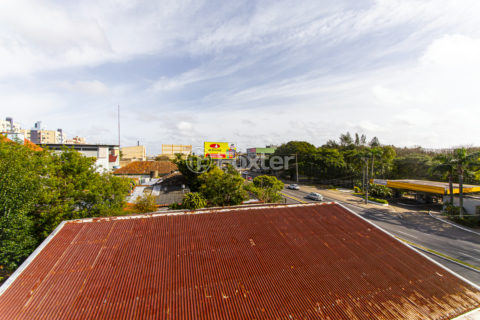 Image 9 - 972566