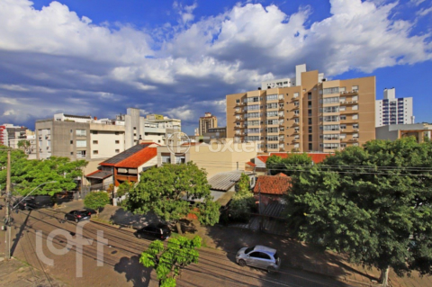 Image 24 - 972579