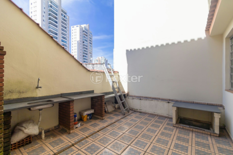 Image 32 - 972615