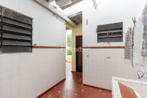 Image 36 - 972737