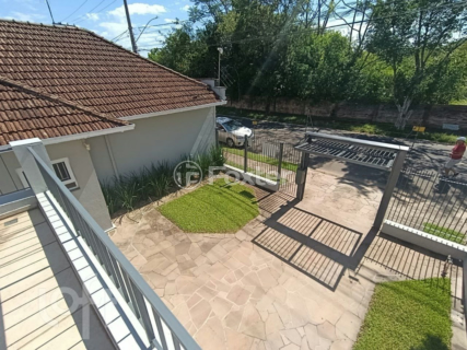 Image 37 - 972877