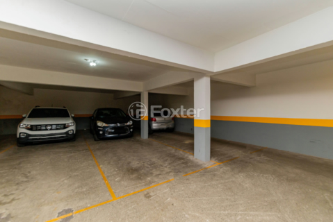 Image 31 - 972974