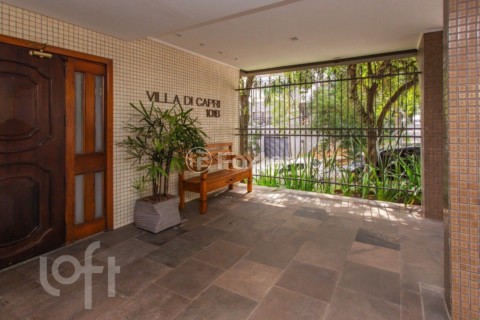 Image 33 - 973257