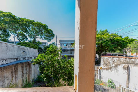 Image 75 - 973333
