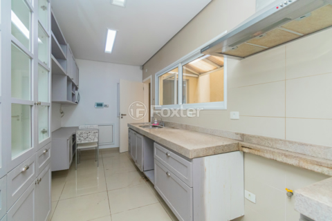 Image 37 - 973548