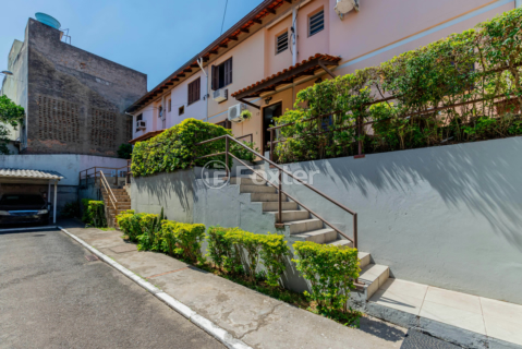 Image 37 - 973732