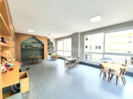 Image 29 - 973758