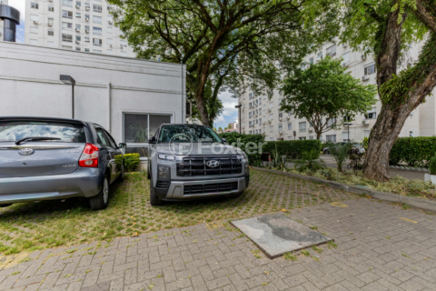 Image 34 - 973917