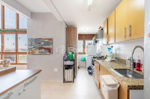 Image 27 - 973944