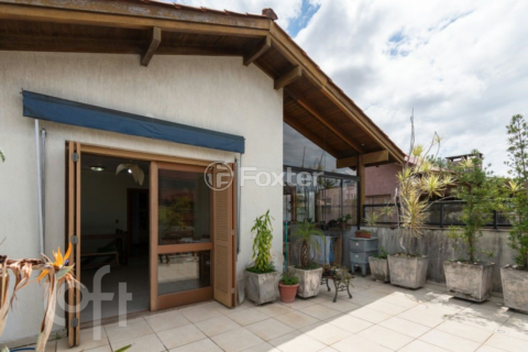 Image 31 - 979042