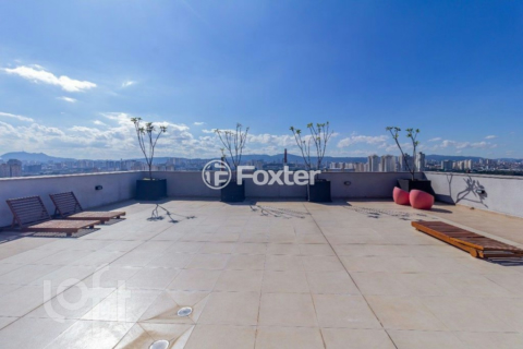 Image 31 - 979109