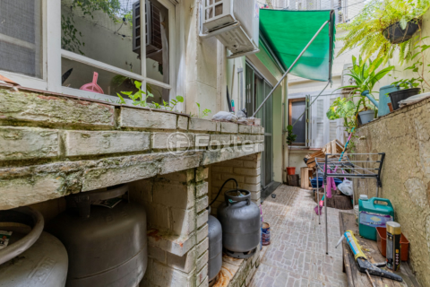 Image 32 - 979335