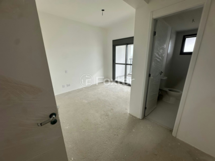 Image 38 - 979356