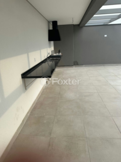 Image 30 - 979356