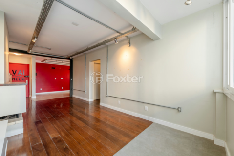 Image 4 - 979366