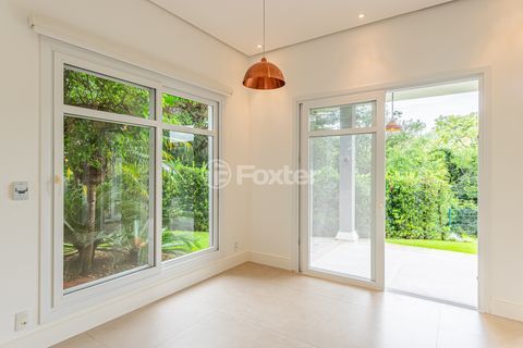 Image 31 - 979432