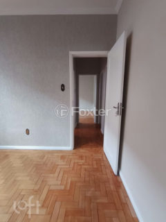 Image 3 - 979484