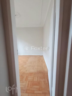 Image 4 - 979484