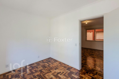 Image 21 - 979779