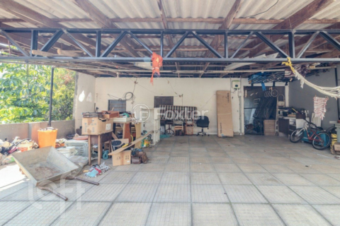 Image 39 - 979789