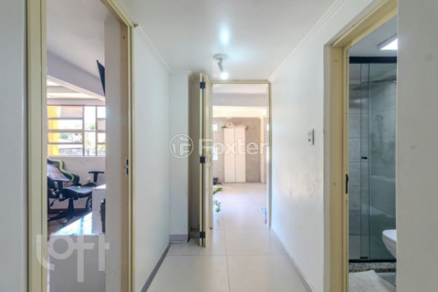Image 33 - 979789