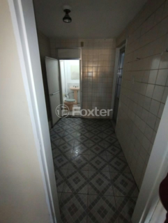 Image 4 - 979822