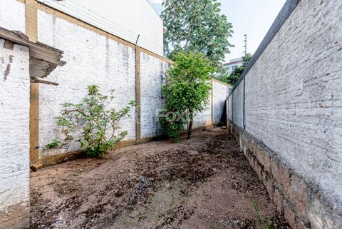 Image 33 - 979835