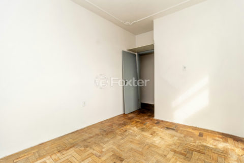 Image 31 - 980456