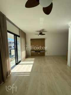 Image 4 - 981275