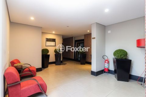Image 34 - 981551