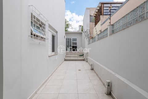 Image 40 - 981737