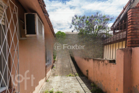 Image 35 - 981874