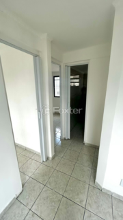 Image 4 - 981919