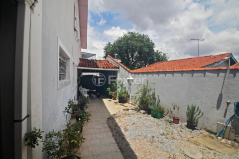 Image 28 - 981995