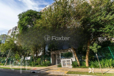 Image 46 - 982122