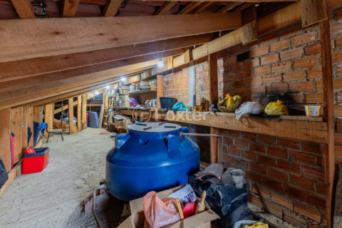Image 34 - 982379