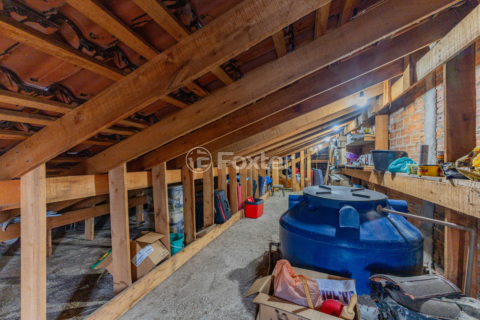 Image 35 - 982379