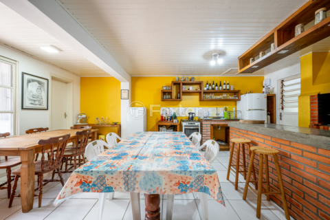 Image 31 - 982385