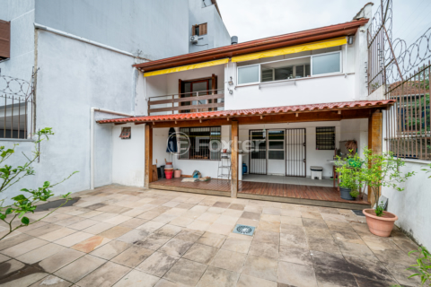 Image 43 - 982385